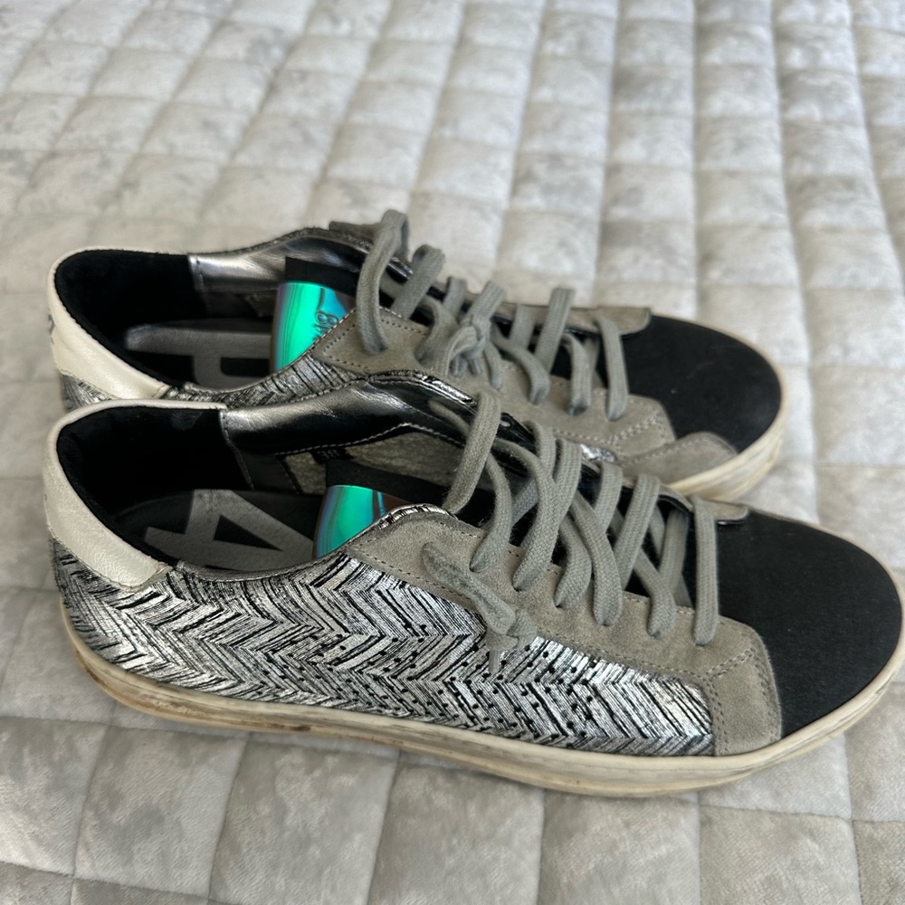 P448 Sneakers